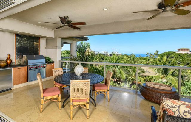 81 Makakehau Rd Unit 2 Apt H-2, Kihei, HI 96753