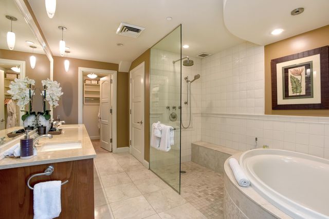 81 Makakehau Rd Unit 2 Apt H-2, Kihei, HI 96753