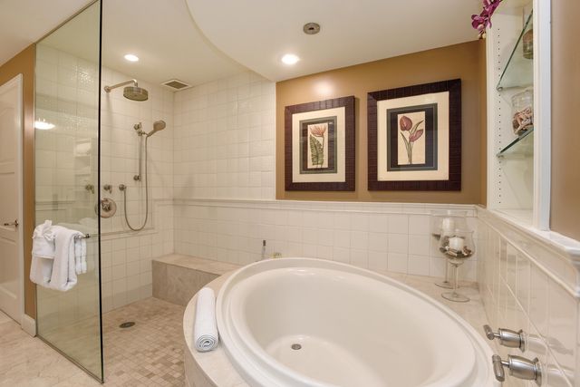 81 Makakehau Rd Unit 2 Apt H-2, Kihei, HI 96753