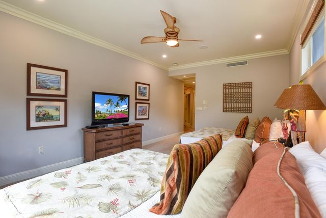 81 Makakehau Rd Unit 2 Apt H-2, Kihei, HI 96753