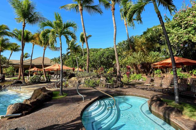 81 Makakehau Rd Unit 2 Apt H-2, Kihei, HI 96753