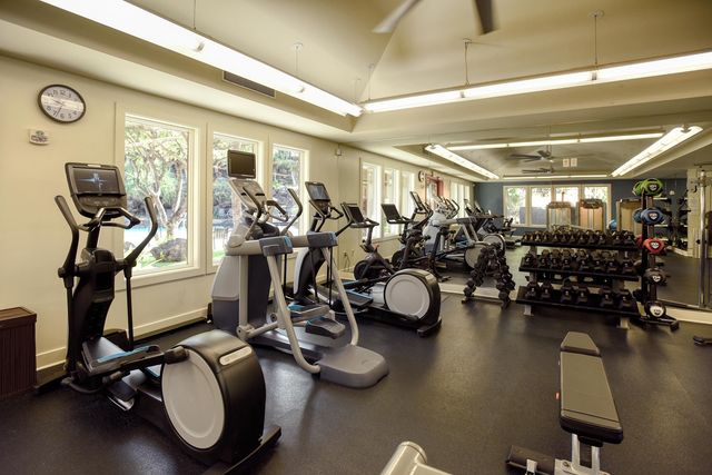 81 Makakehau Rd Unit 2 Apt H-2, Kihei, HI 96753