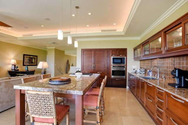 81 Makakehau Rd Unit 2 Apt H-2, Kihei, HI 96753