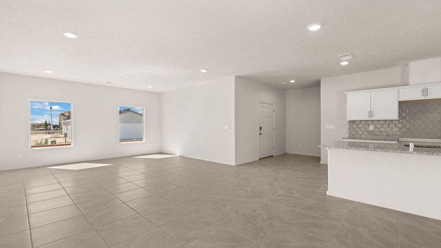 6124 Chicago Drive SE, Albuquerque, NM 87106