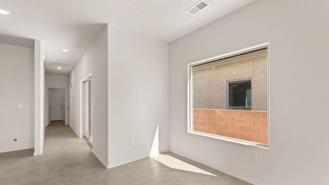 6124 Chicago Drive SE, Albuquerque, NM 87106