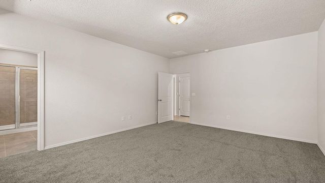 6124 Chicago Drive SE, Albuquerque, NM 87106