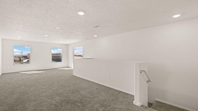 6124 Chicago Drive SE, Albuquerque, NM 87106