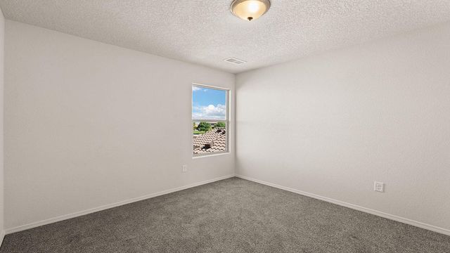 6124 Chicago Drive SE, Albuquerque, NM 87106