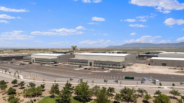 6124 Chicago Drive SE, Albuquerque, NM 87106