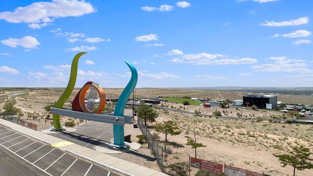 6124 Chicago Drive SE, Albuquerque, NM 87106