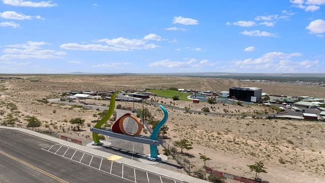 6124 Chicago Drive SE, Albuquerque, NM 87106