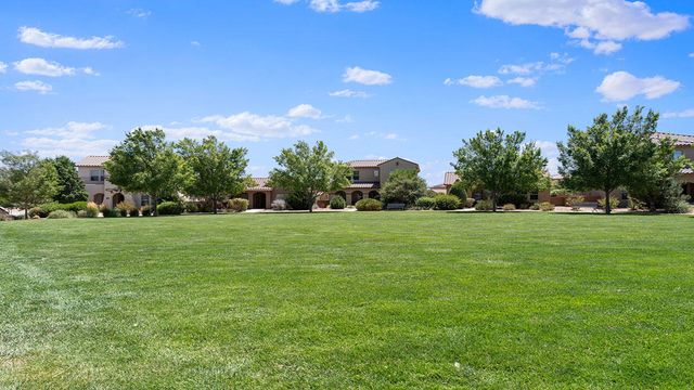 6124 Chicago Drive SE, Albuquerque, NM 87106