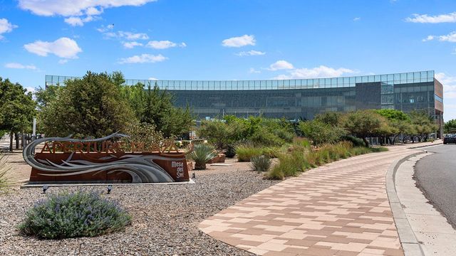 6124 Chicago Drive SE, Albuquerque, NM 87106