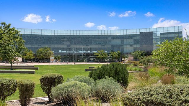 6124 Chicago Drive SE, Albuquerque, NM 87106