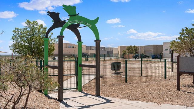 6124 Chicago Drive SE, Albuquerque, NM 87106