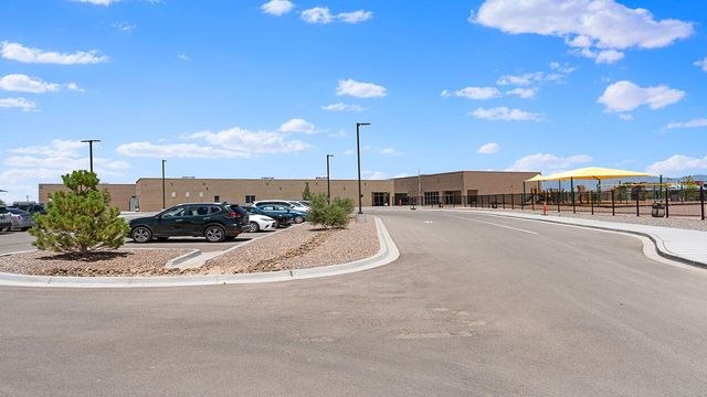 6124 Chicago Drive SE, Albuquerque, NM 87106