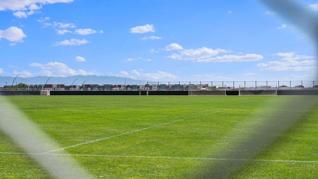 6124 Chicago Drive SE, Albuquerque, NM 87106