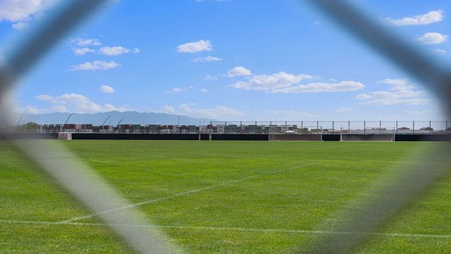 6124 Chicago Drive SE, Albuquerque, NM 87106