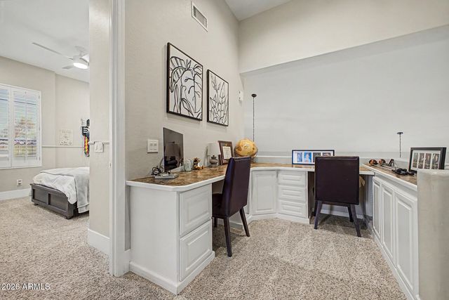 22852 N 52ND Street, Phoenix, AZ 85054
