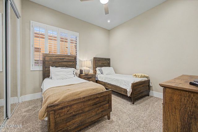 22852 N 52ND Street, Phoenix, AZ 85054