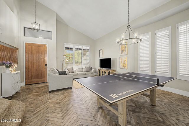 22852 N 52ND Street, Phoenix, AZ 85054