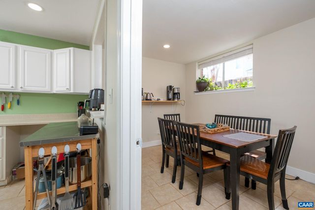1908 Inglewood Dr Apt B, Charlottesville, VA 22901