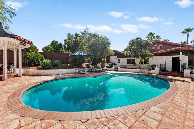 11550 Old Castle, Valley Center, CA 92082