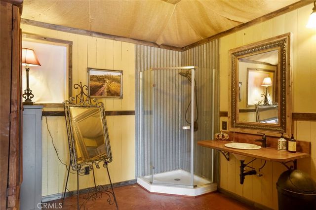11550 Old Castle, Valley Center, CA 92082