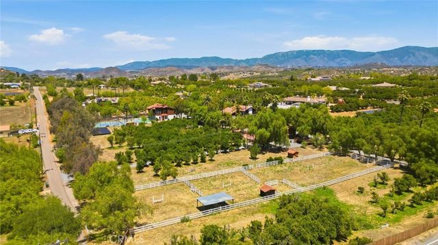 11550 Old Castle, Valley Center, CA 92082