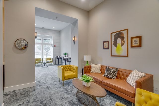 1077 E Trinity Ln Apt 307, Nashville, TN 37216