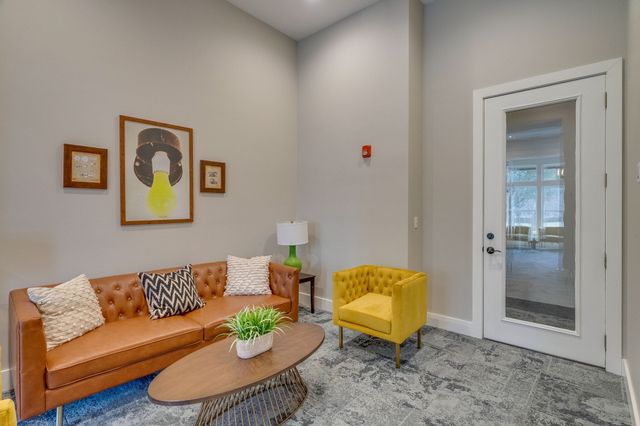 1077 E Trinity Ln Apt 307, Nashville, TN 37216