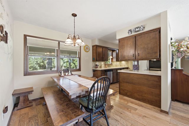 10560 SW Dennett Rd, Augusta, KS 67010