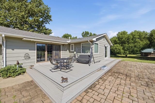 10560 SW Dennett Rd, Augusta, KS 67010