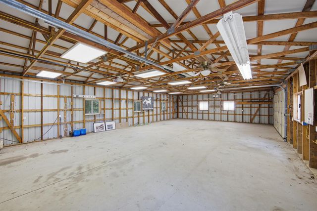 10560 SW Dennett Rd, Augusta, KS 67010