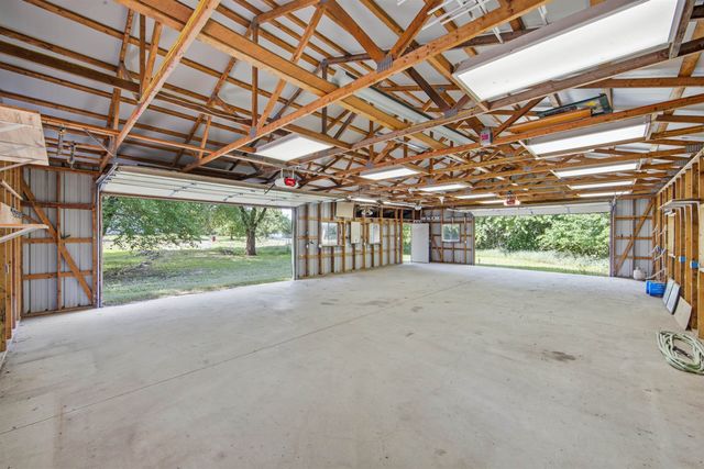 10560 SW Dennett Rd, Augusta, KS 67010