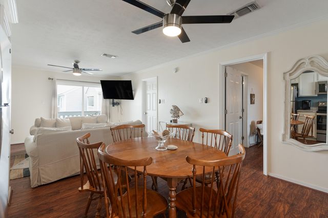 1330 SE Miracle Strip Parkway, 309, Fort Walton Beach, FL 32548