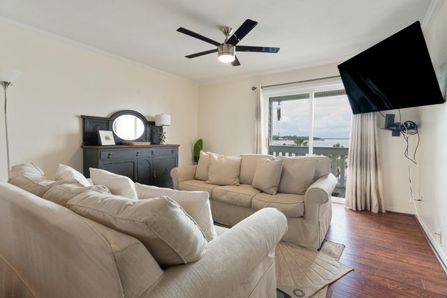 1330 SE Miracle Strip Parkway, 309, Fort Walton Beach, FL 32548