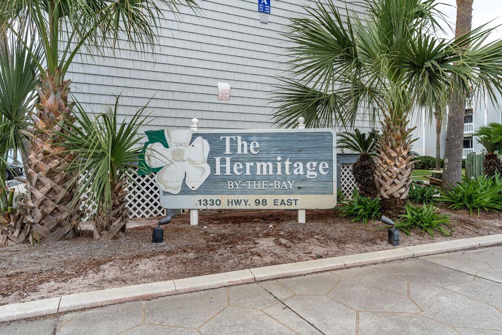 1330 SE Miracle Strip Parkway, 309, Fort Walton Beach, FL 32548