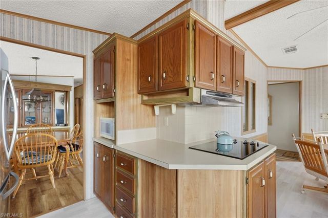 9258 Desoto DR, North Fort Myers, FL 33903