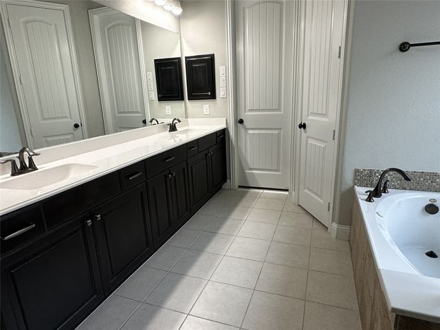 1704 Monahan Drive, Argyle, TX 76226