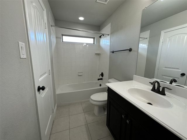 1704 Monahan Drive, Argyle, TX 76226
