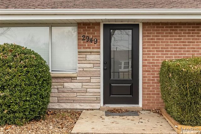 2949 Oetting Drive, St Charles, MO 63303