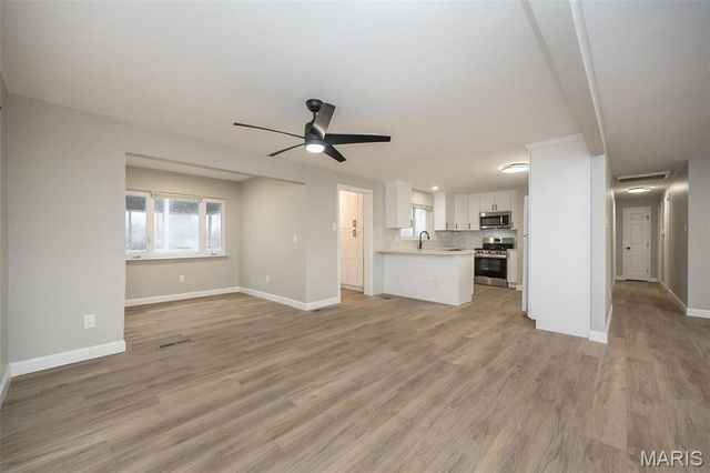 2949 Oetting Drive, St Charles, MO 63303