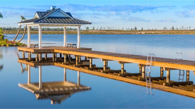 19656 Whispering Creek Road, Loxahatchee, FL 33470