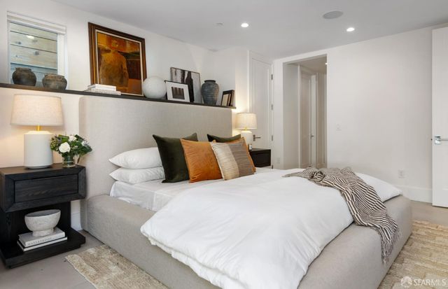 1012 Stanyan Street, San Francisco, CA 94117