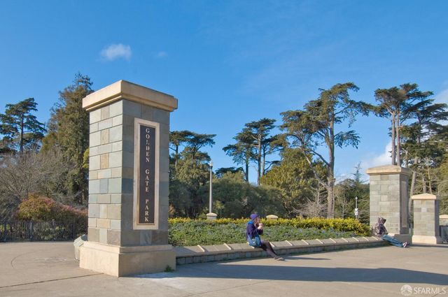 1012 Stanyan Street, San Francisco, CA 94117