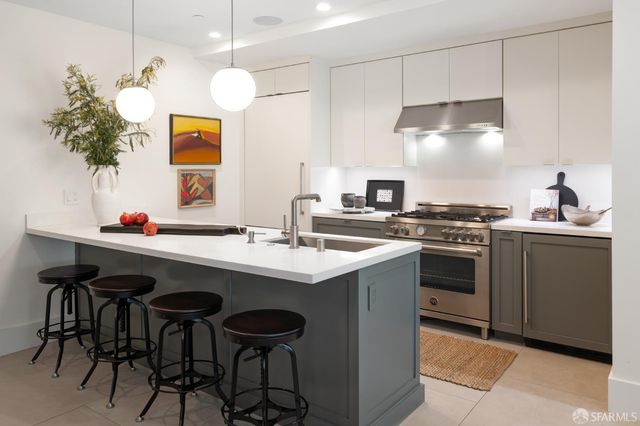 1012 Stanyan Street, San Francisco, CA 94117