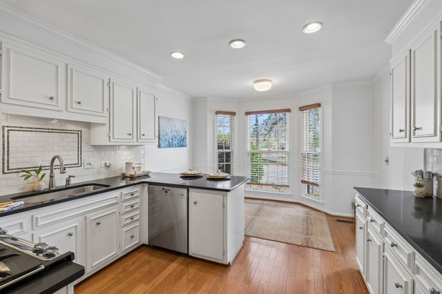 4400 Belmont Park Ter Apt 235, Nashville, TN 37215