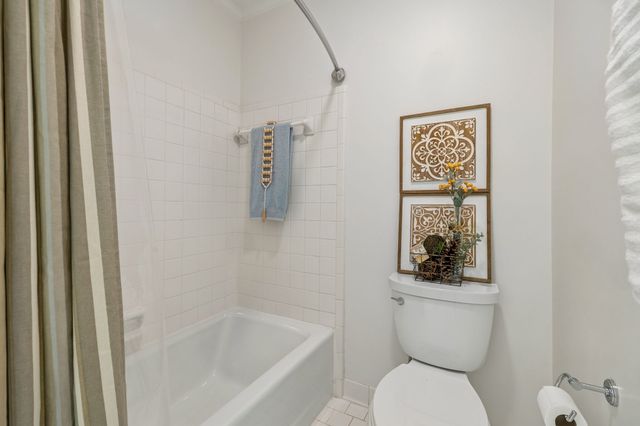 4400 Belmont Park Ter Apt 235, Nashville, TN 37215