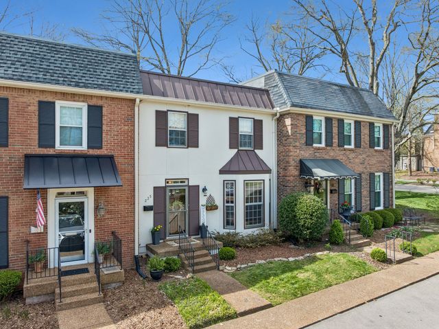 4400 Belmont Park Ter Apt 235, Nashville, TN 37215
